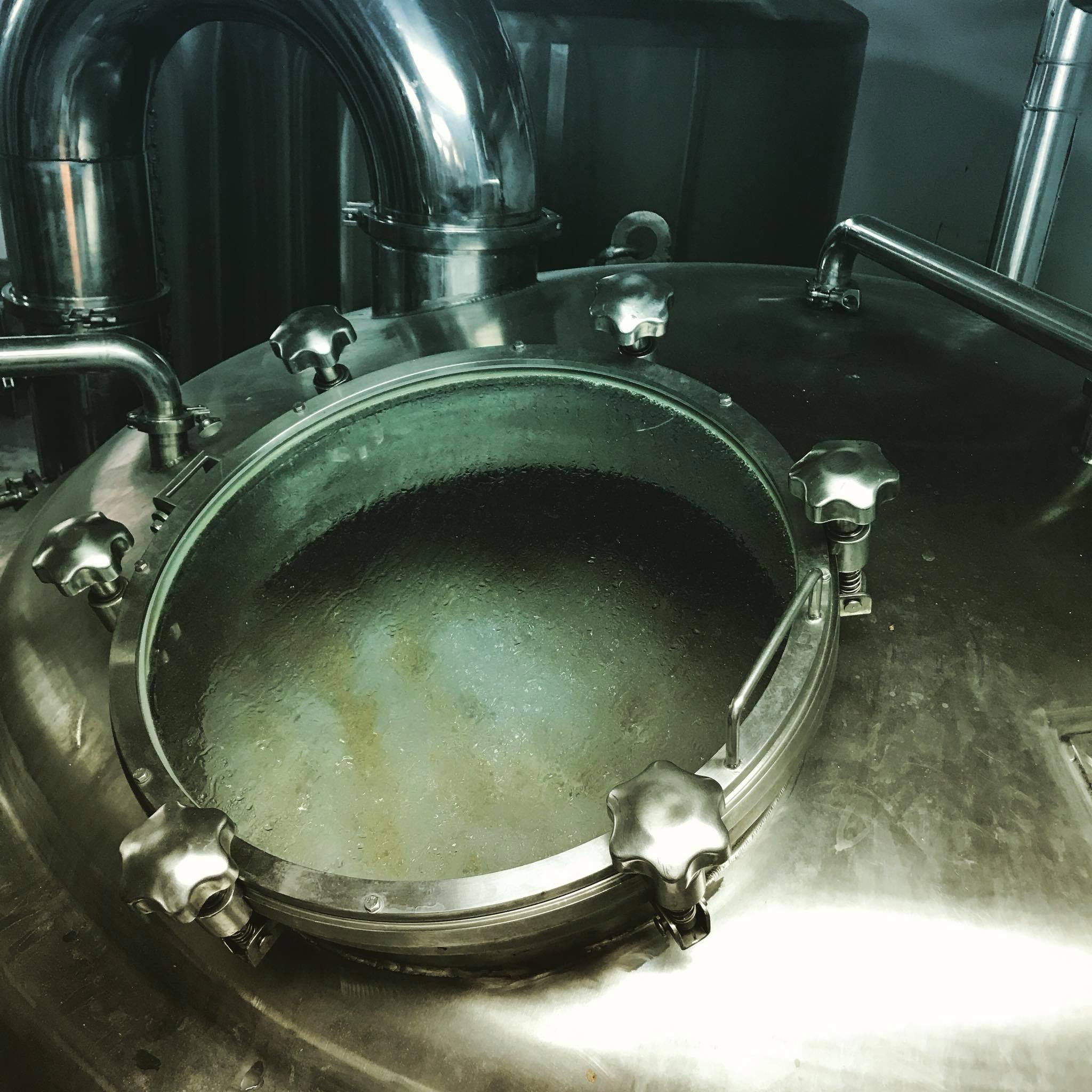 釀啤酒時(shí)為什么要煮沸麥汁？要煮多久？